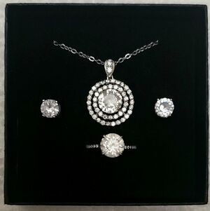 White Gold Toned And Diamond Jewelry Set